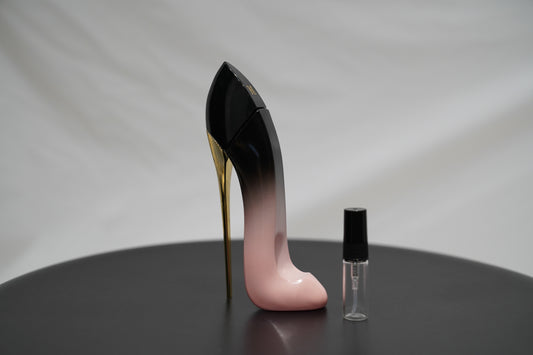 CAROLINA HERRERA Good Girl Blush Elixir (itsepulloitettu tuoksunäyte, alkuperäisestä tuotteesta)